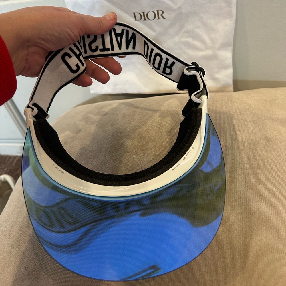 Christian Dior Visor - Picture 8 of 9